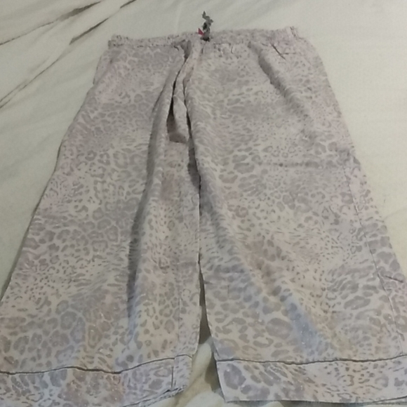 VS purple leopard pajamas - Picture 4 of 12